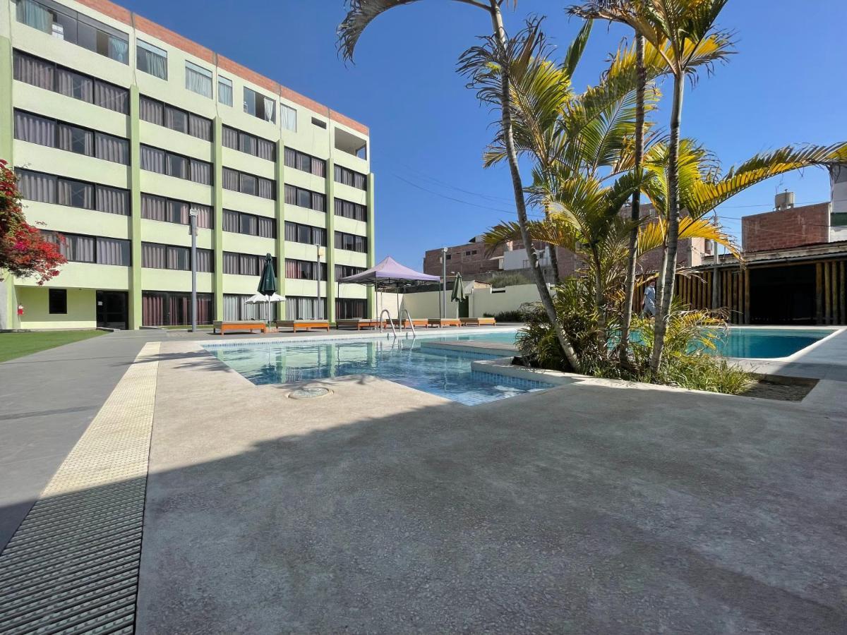 Holiday Suites Tacna Exterior photo